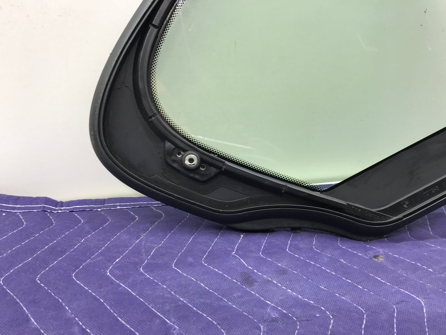 2009-2016 F10 REAR SIDE LEFT DOOR QUARTER WINDOW GLASS OEM SKU 133