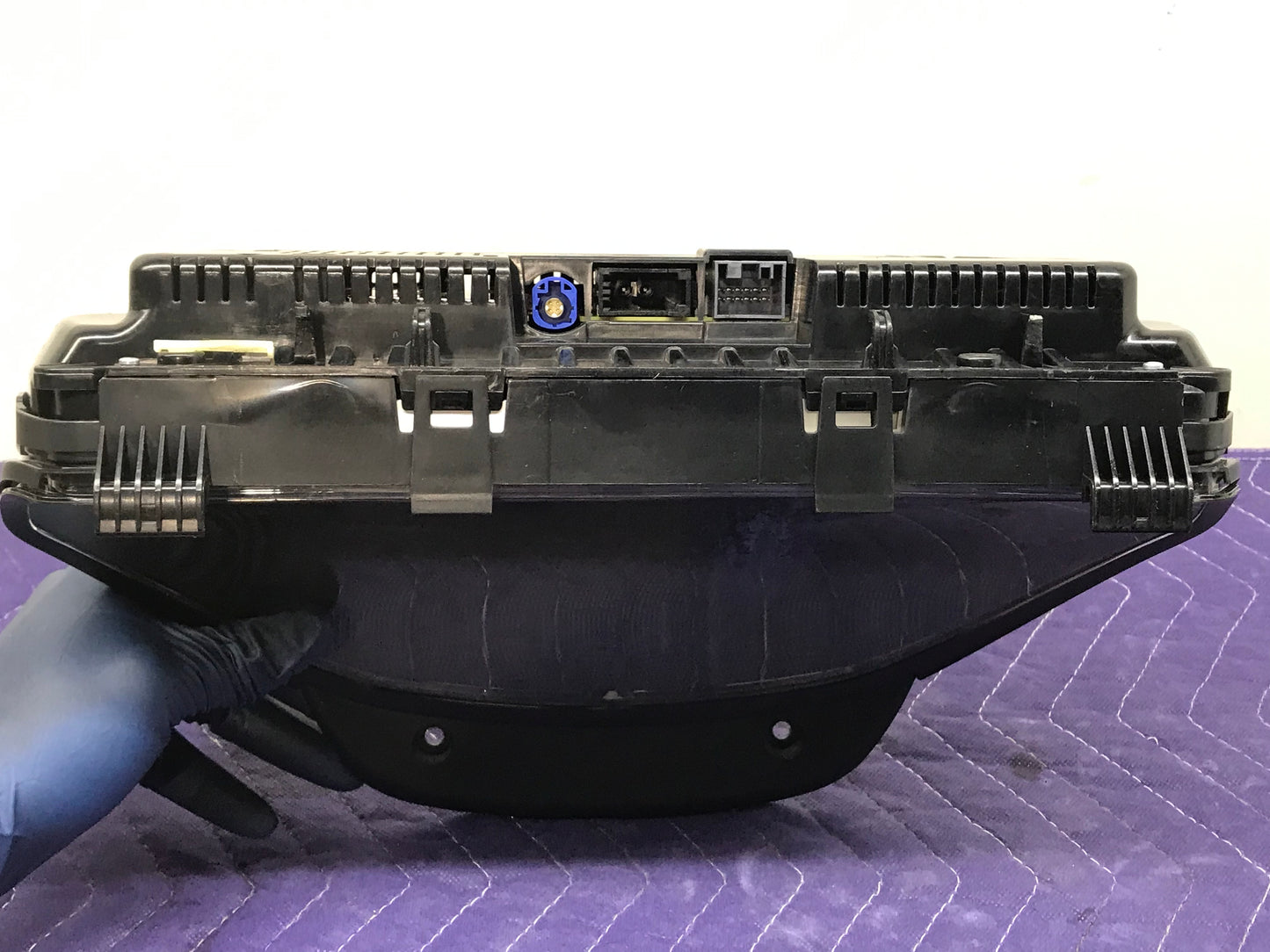 2011-2018 F3X INSTRUMENT CLUSTER SPEEDOMETER MPH VDO SKU 183
