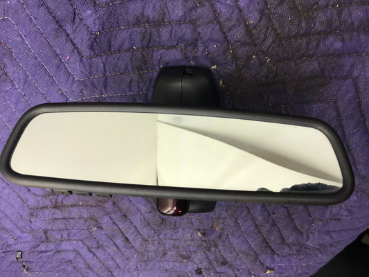 INTERIOR REAR VIEW MIRROR E9X SKU 299