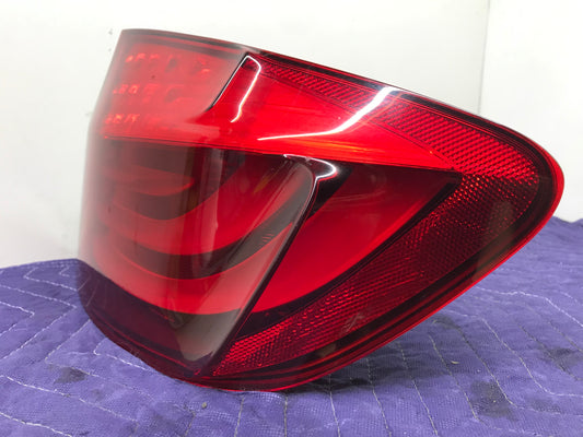 F10 REAR RIGHT DRIVER SIDE OUTER TAILLIGHT OEM SKU 217