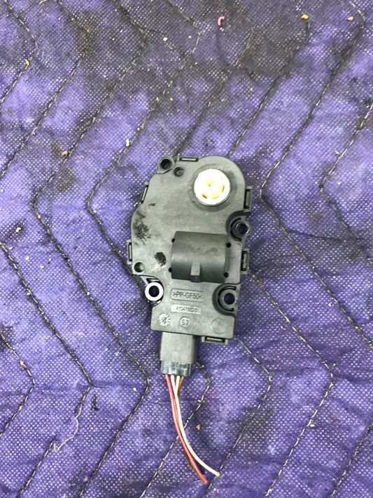 2011-2016 BMW 550I XDRIVE - HVAC FLAP / SERVO AIR MOTOR / ACTUATOR OEM  SKU 471