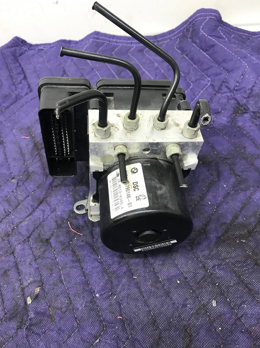 E90 E82 E88 E92 ABS ANTI LOCK BRAKE PUMP  SKU 354