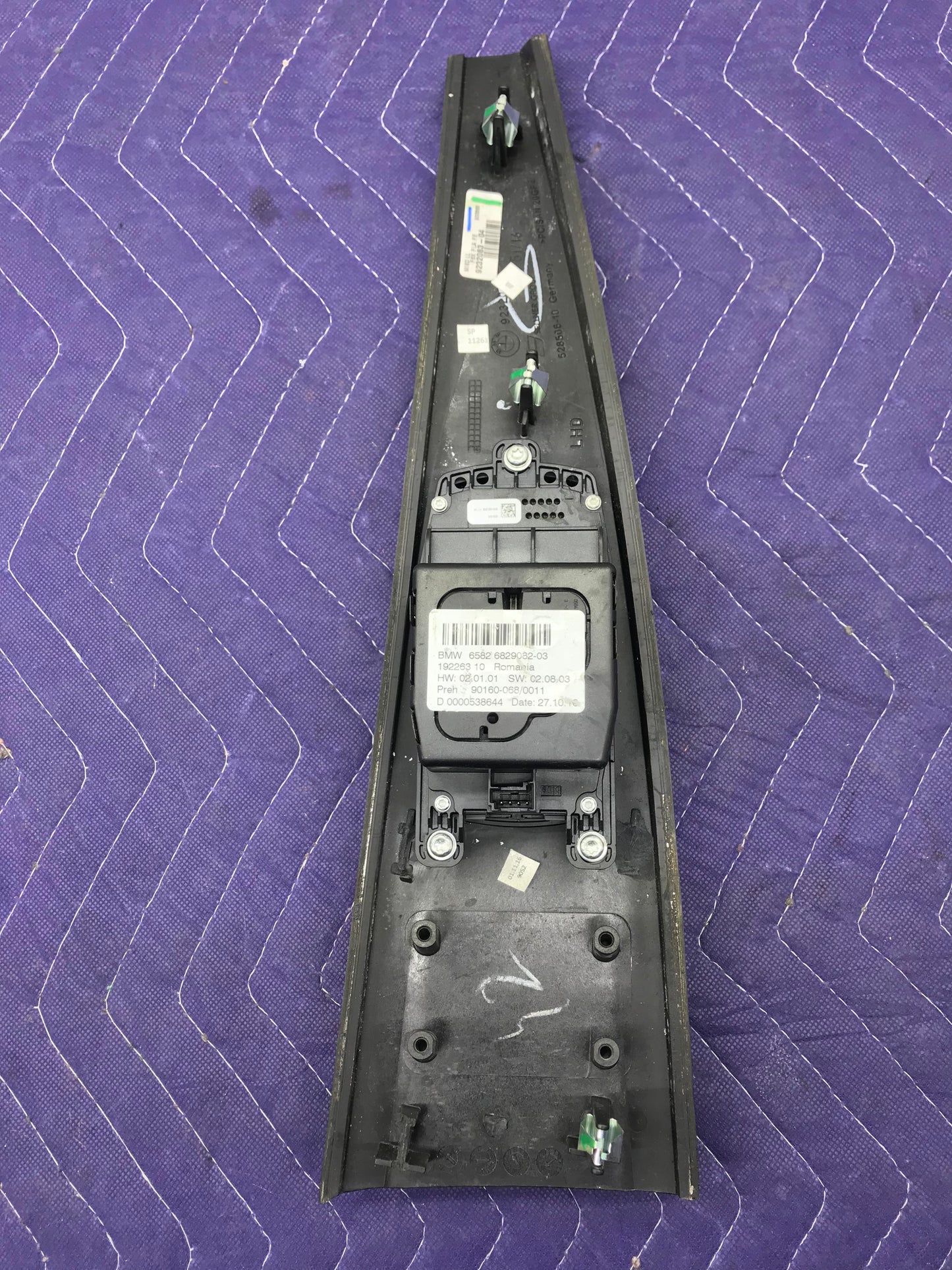 2013-2020 F3X CENTER CONSOLE IDRIVE WOOD TRIM W/ MEDIA KNOB OEM SKU 92