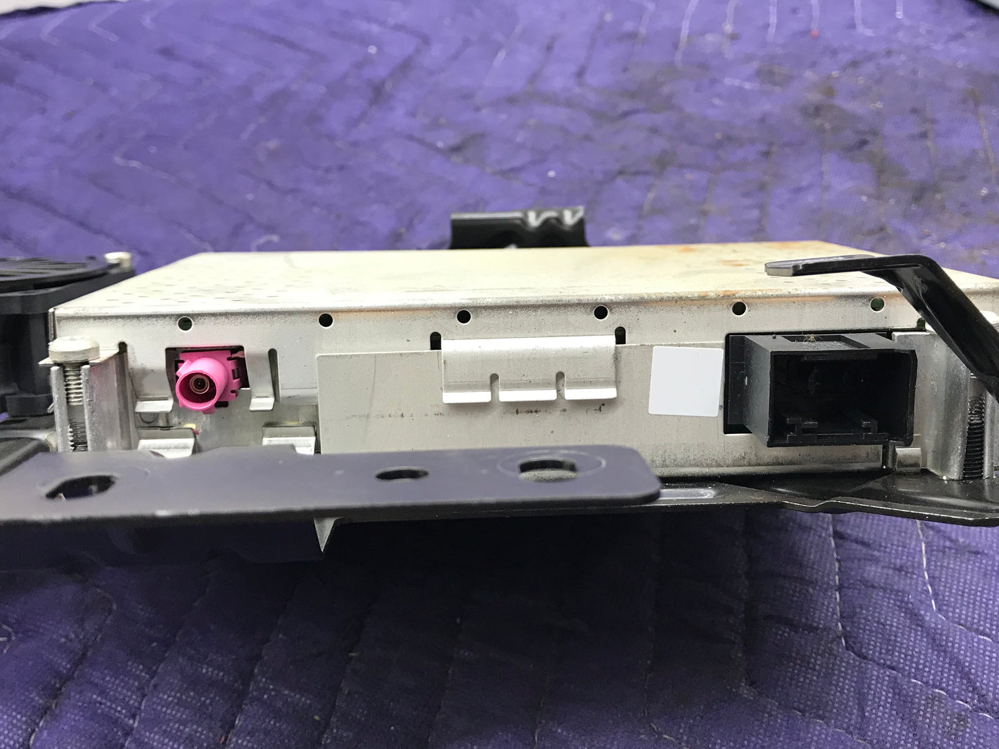 E9X AMPLIFIER AUDIO LOGIC 7 TOP HIFI DSP HARMAN  SKU 283