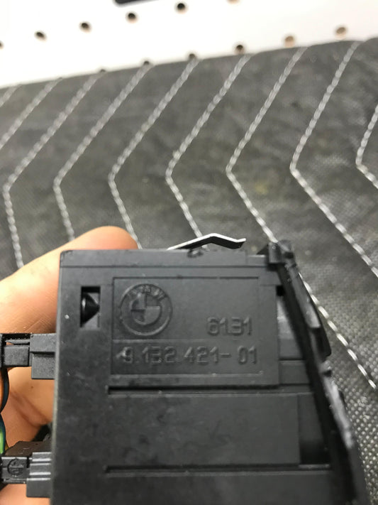 BMW 2 4 F22 F23 F82 M2 F82 F83 M4 IDRIVE TOUCH TBX MODULE HOLDER MOUNT OEM SKU 575