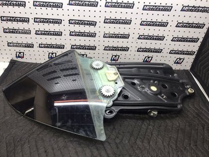 2008-13 BMW 135I 128I E88 REAR RIGHT HAND WINDOW REGULATOR W/ MOTOR SKU 1246