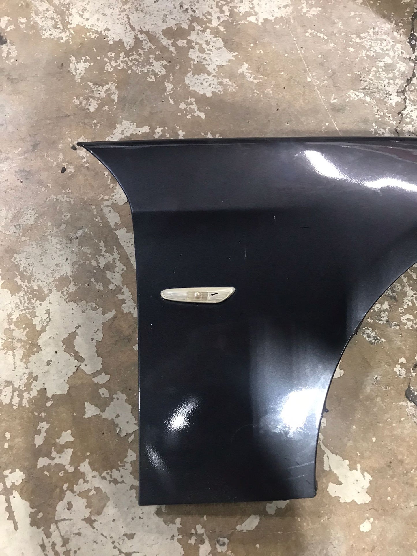 07-12 BMW E90 E91 SEDAN/WAGON RIGHT PASSANGER  SIDE FRONT FENDER SKU 1338