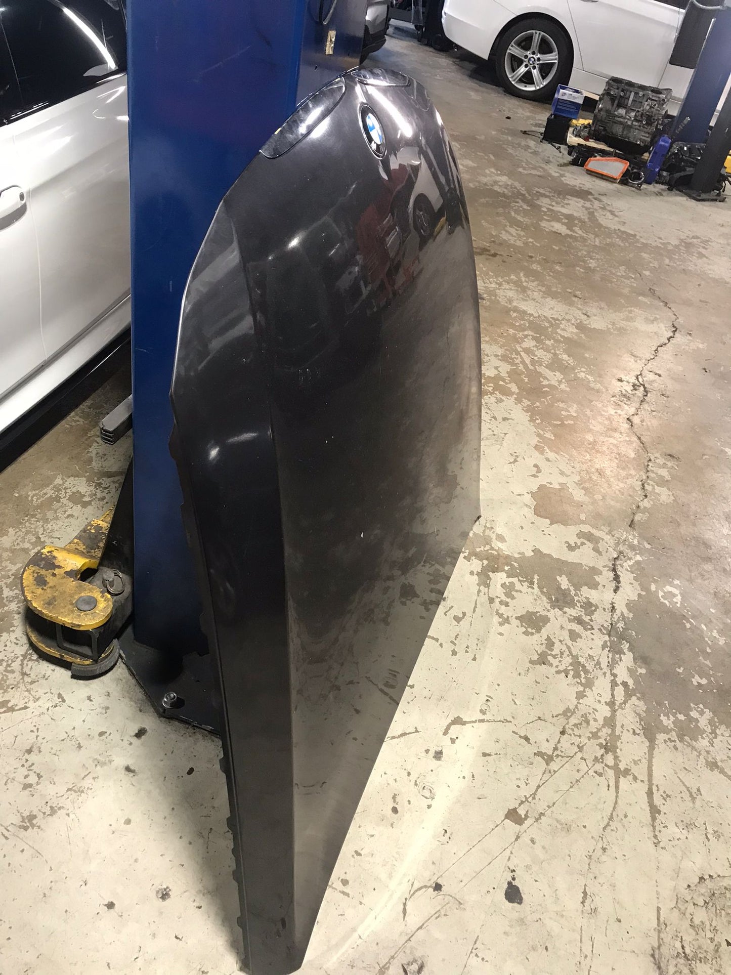 HOOD PRE LCI BMW E90 330I 2006-2011 GREY OEM  SKU 1336