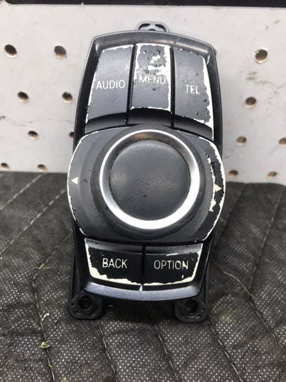 OEM IDRIVE MULTIMEDIA KNOB CONTROLLER BMW 320I 328D 328I 330I 335I SKU 1387
