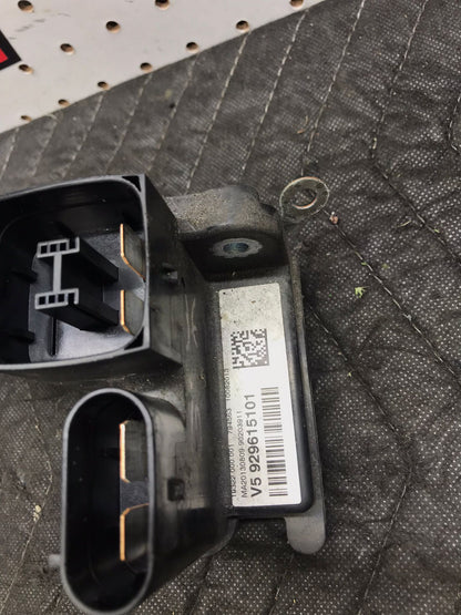 2012-2018 BMW 320I EXTERNAL IGNITION DISTRIBUTION BATTERY TERMINAL SKU 1414