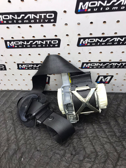BMW FRONT LEFT DRIVER SEAT BELT RETRACTOR BLACK OEM F30 328I  SKU 1419