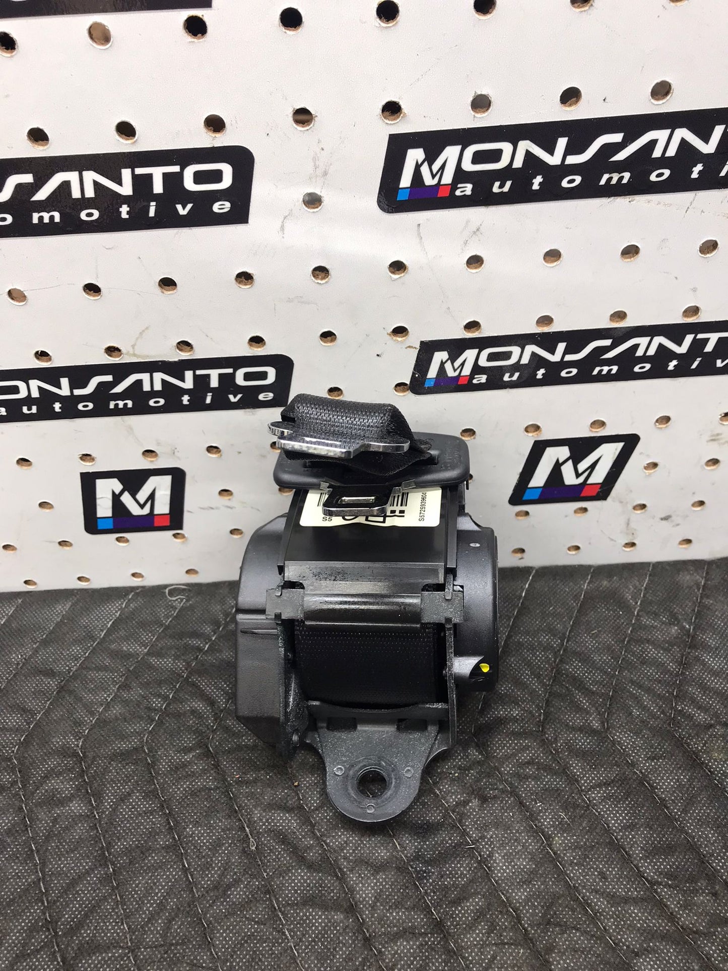 2014 BMW 340I 330I 328I 335I F30 F80 REAR CENTER SEAT BELT RETRACTOR SKU 1421