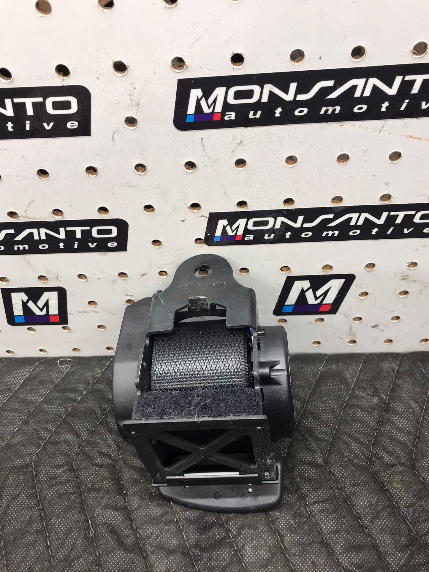 2014 BMW 340I 330I 328I 335I F30 F80 REAR CENTER SEAT BELT RETRACTOR SKU 1421