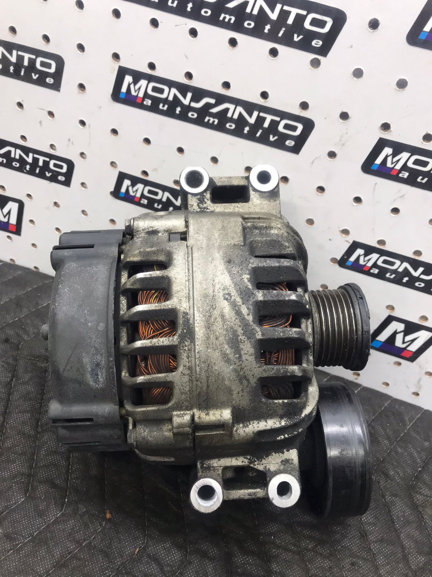 2006 BMW 330I E90 ALTERNATOR ASSEMBLY VALEO 40K 180 AMP SKU 1430