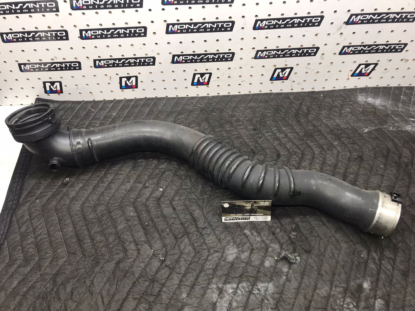 2012-2016 BMW F30 CHARGE AIR DUCT INTAKE PIPE OEM SKU 1536