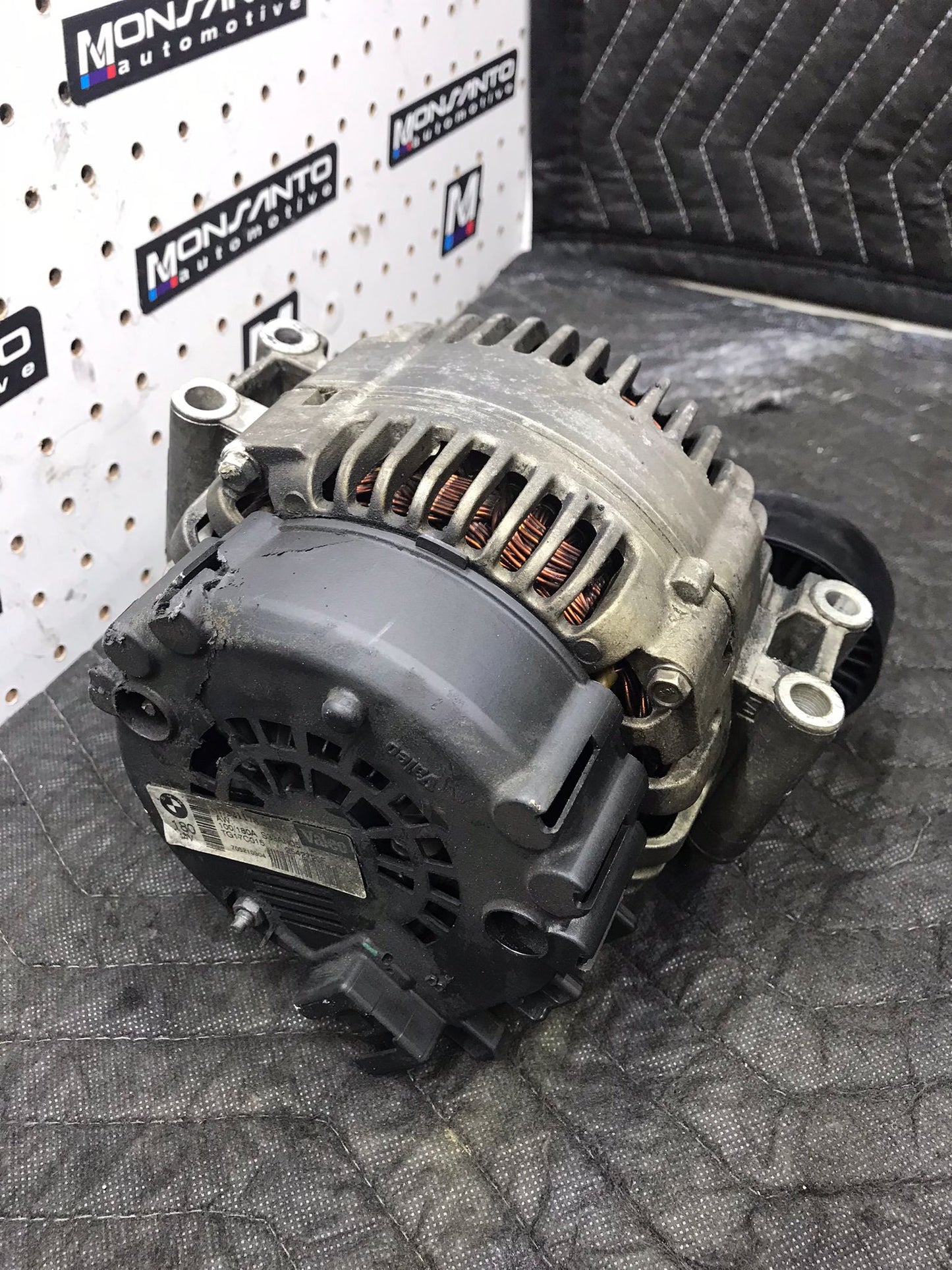 2006 BMW 330I SEDAN 3.0L ALTERNATOR ASSEMBLY VALEO 40K 180 AMP SKU 1537