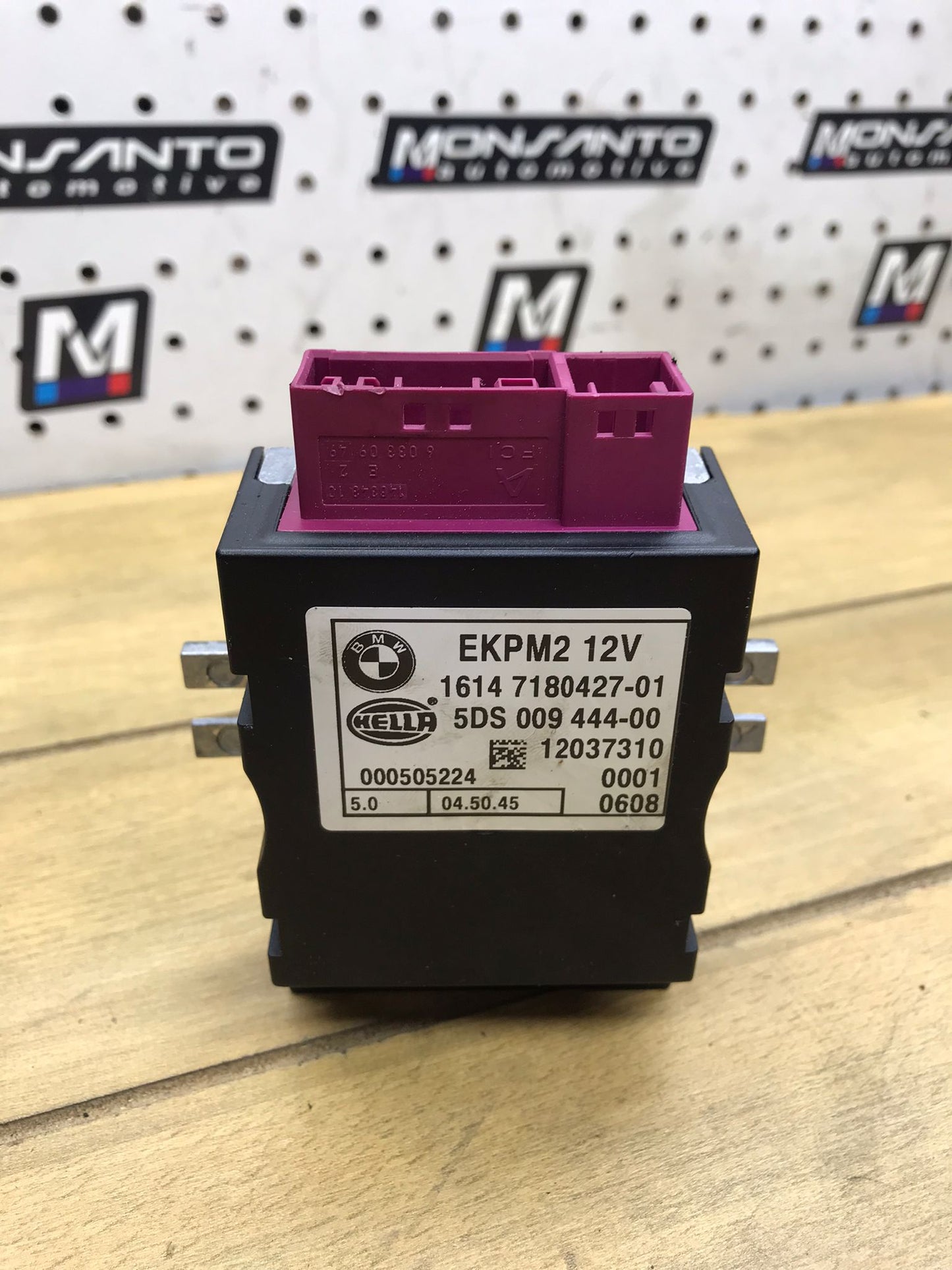 2006-2010 BMW E60 E70 E82 E90 E92 EKPM2 FUEL PUMP CONTROL SKU 1650