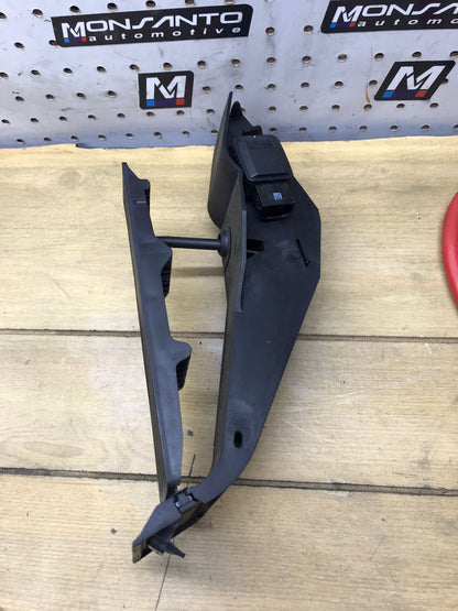 BMW E60 E90 E92 F10 FLOOR GAS ACCELERATOR FOOT PEDAL LEVER MODULE SENSOR OEM SKU 1659