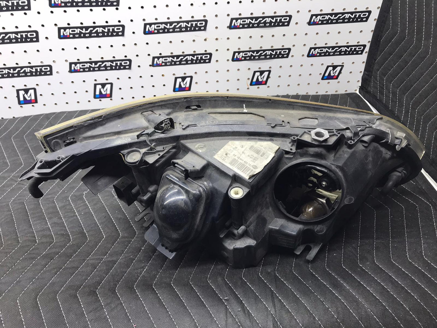 HALOGEN 2006-2008 BMW E61 E60 5-SERIES LEFT RH SIDE HEADLIGHT OEM  SKU 498