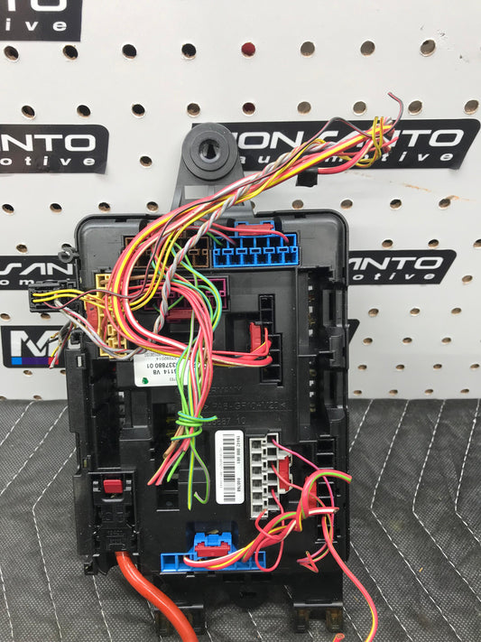 12-16 BMW 328 2 3 4 SERIES XDRIVE FUSEBOX FUSE BOX RELAY MODULE  OEM SKU 584
