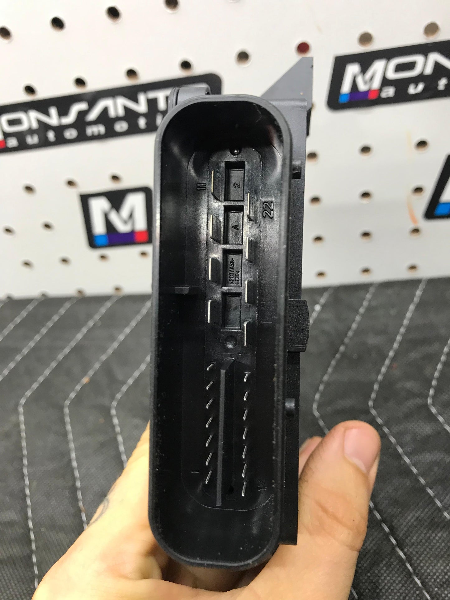 2011 2012 2013-2016 BMW 528I F10 PARKING BRAKE CONTROL UNIT MODULE 231220-10 OEM SKU 590