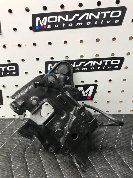 BMW 535I F10 FRONT LEFT SIDE HOOD LATCH LOCK 2011-2016 OEM SKU 597