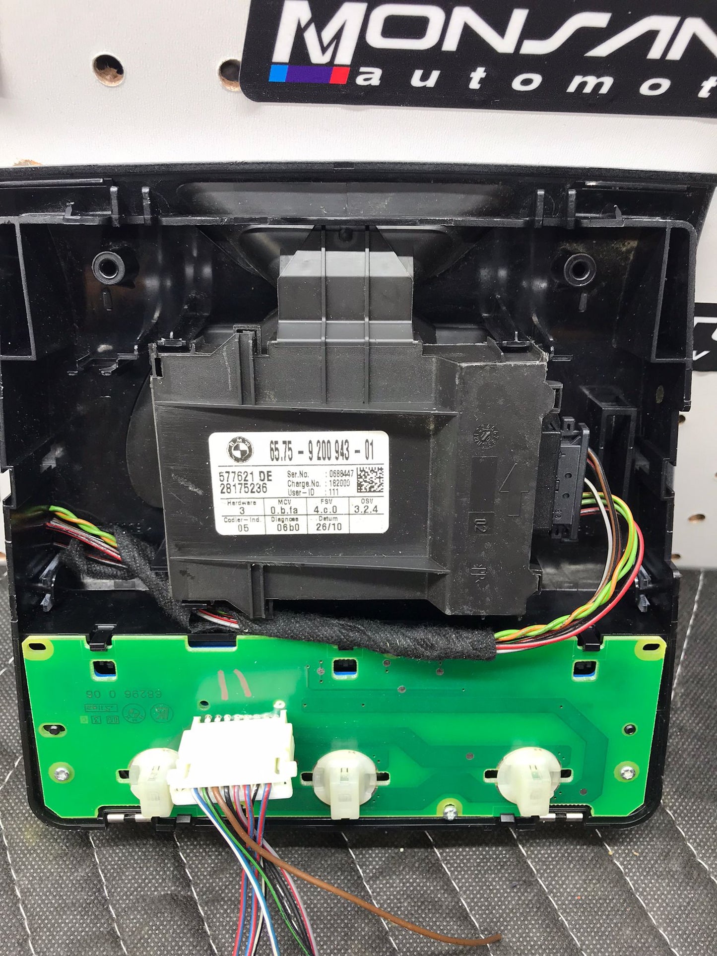 11 2011 BMW E90 335I 328I DOME MAP READING LIGHT SWITCH BUTTON REAR OEM SKU 628