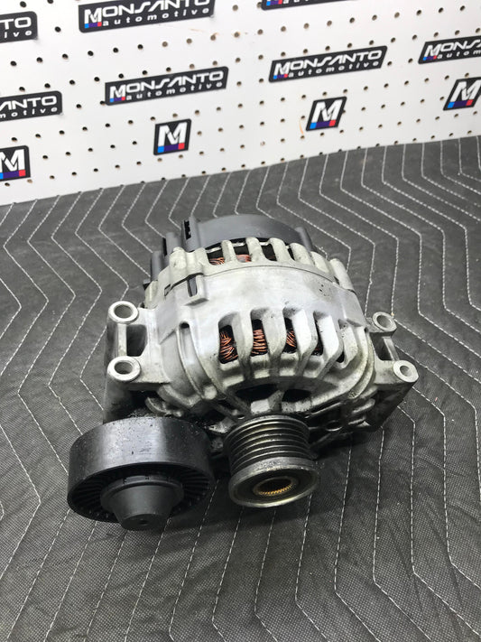 BMW 528XI 2009 E60 ALTERNATOR OEM