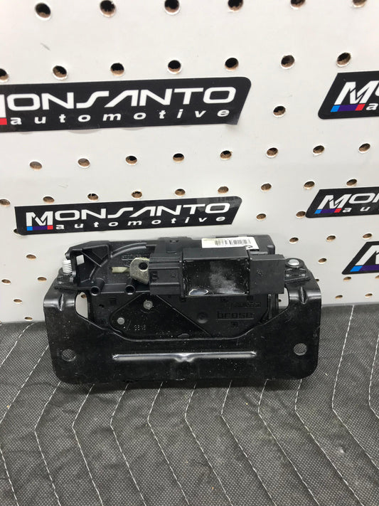 BMW X3 F25 TRUNK DECK LID LOCK LATCH ACTUATOR OEM 2011 - 2017  SKU 771