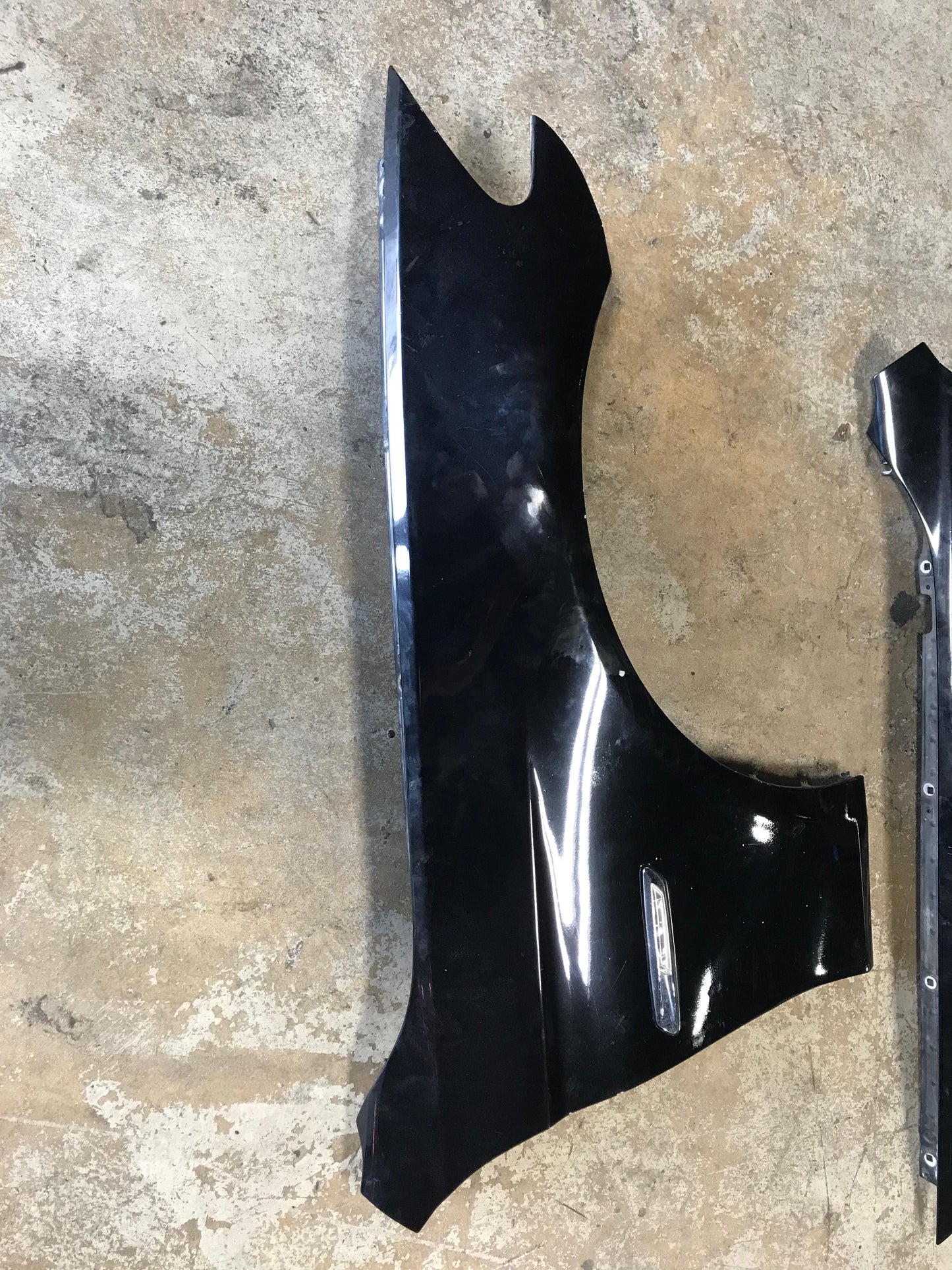 BMW F10 F11 WING PANEL FRONT LEFT N/S FENDER SIDE WING  SKU 774