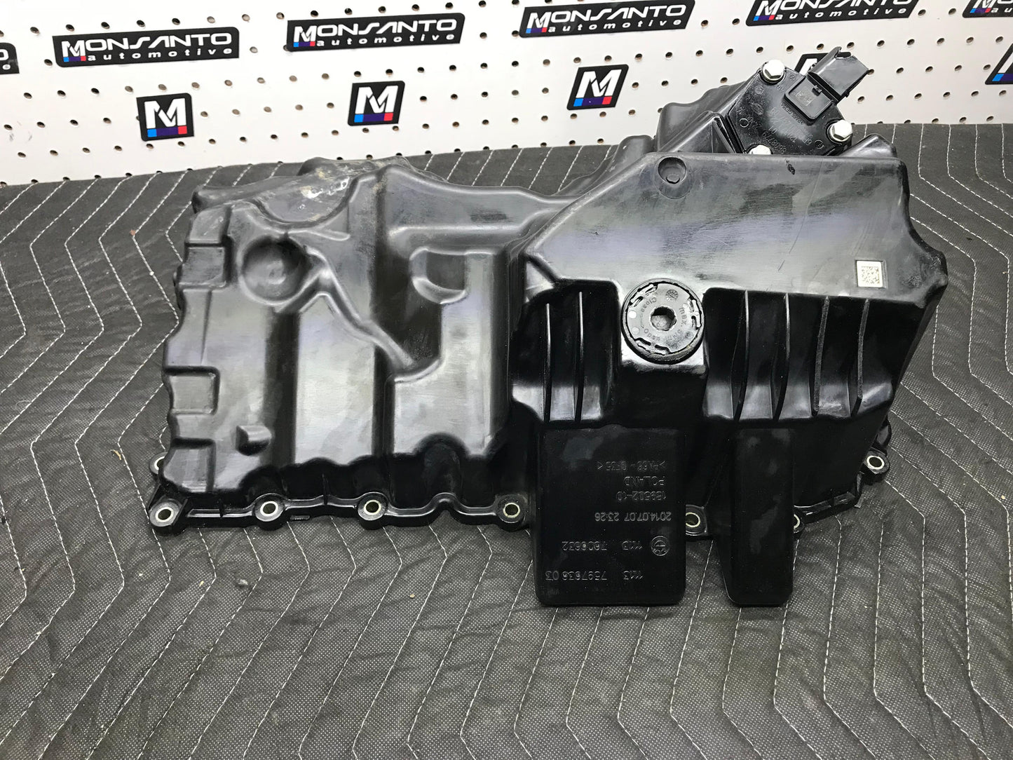 12-16 BMW 228 328 428 528 X1 Z4 N20 N26 RWD MOTOR ENGINE PLASTIC OIL PAN SUMP SKU 784