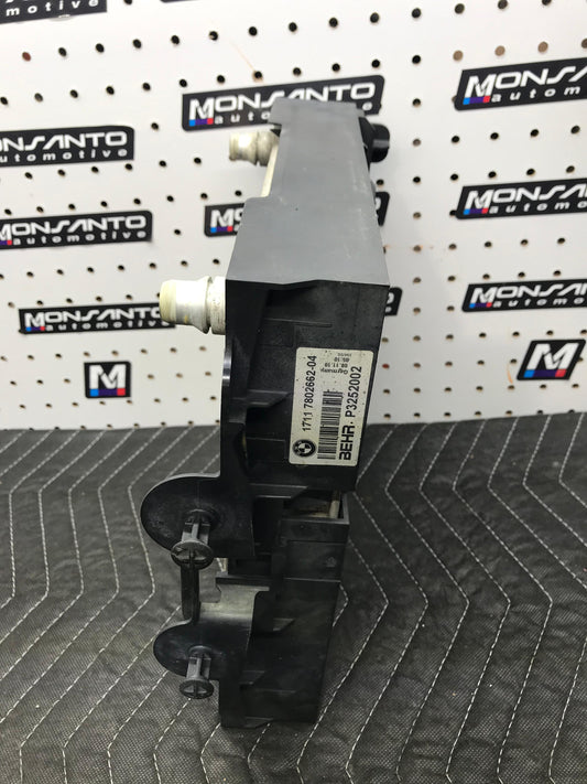 ENGINE OIL COOLER RADIATOR RIGHT OEM 11-15 BMW F10 F12 F13 F02 F25  SKU 785