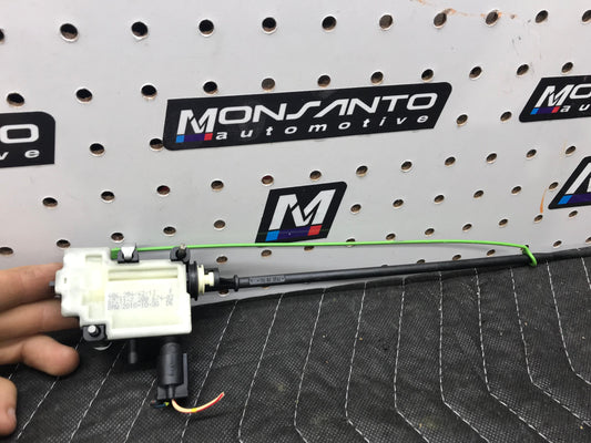 FUEL DOOR HATCH LOCK ACTUATOR OEM 11-2016 BMW 528I 535I 550I F10 SKU 802