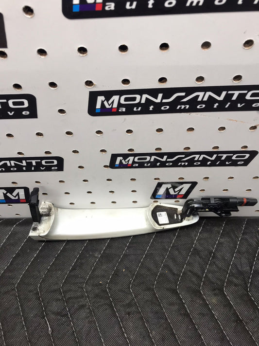 BMW F31 328 REAR RIGHT PASSENGER COMFORT ACCESS DOOR HANDLE  SKU 885
