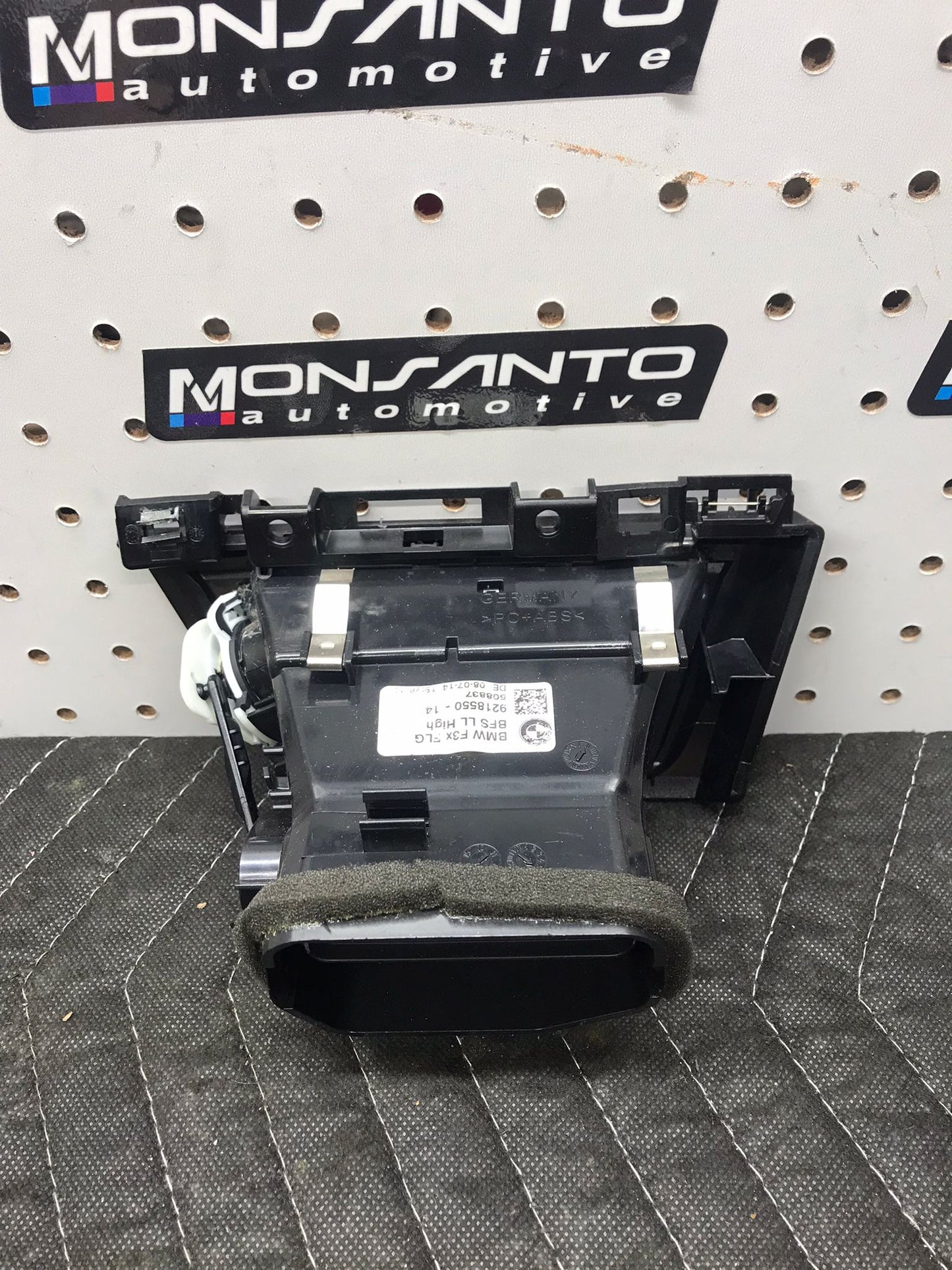 DASH FRONT RIGHT A/C AIR VENT OEM 12-18 BMW F30 F31 F34 3-SERIES  SKU 930