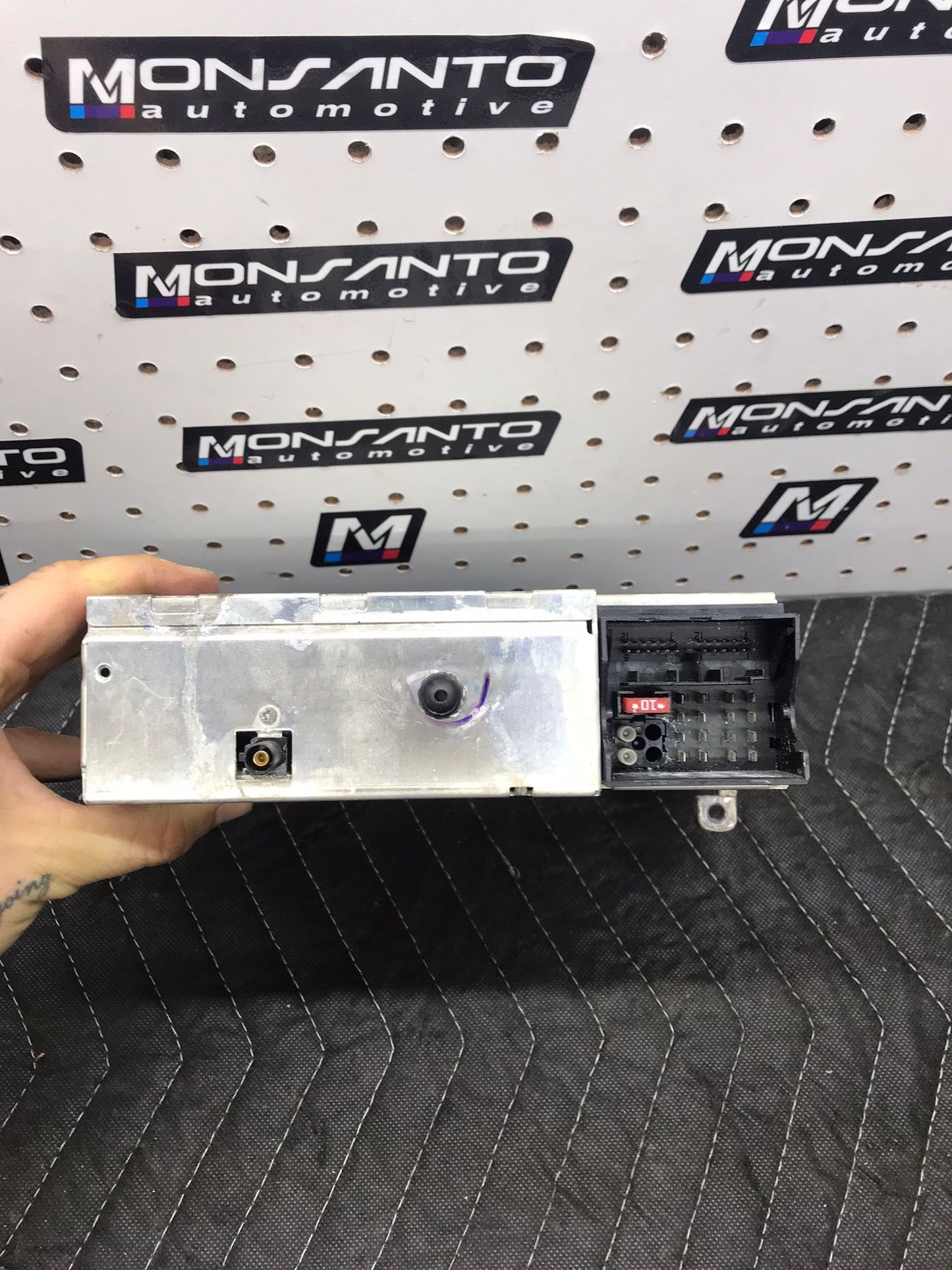 BMW E88 E82 E90 E92 E93 E84 1/3 SERIES PROFESSIONAL RADIO STEREO CD PLAYER OEM SKU 940