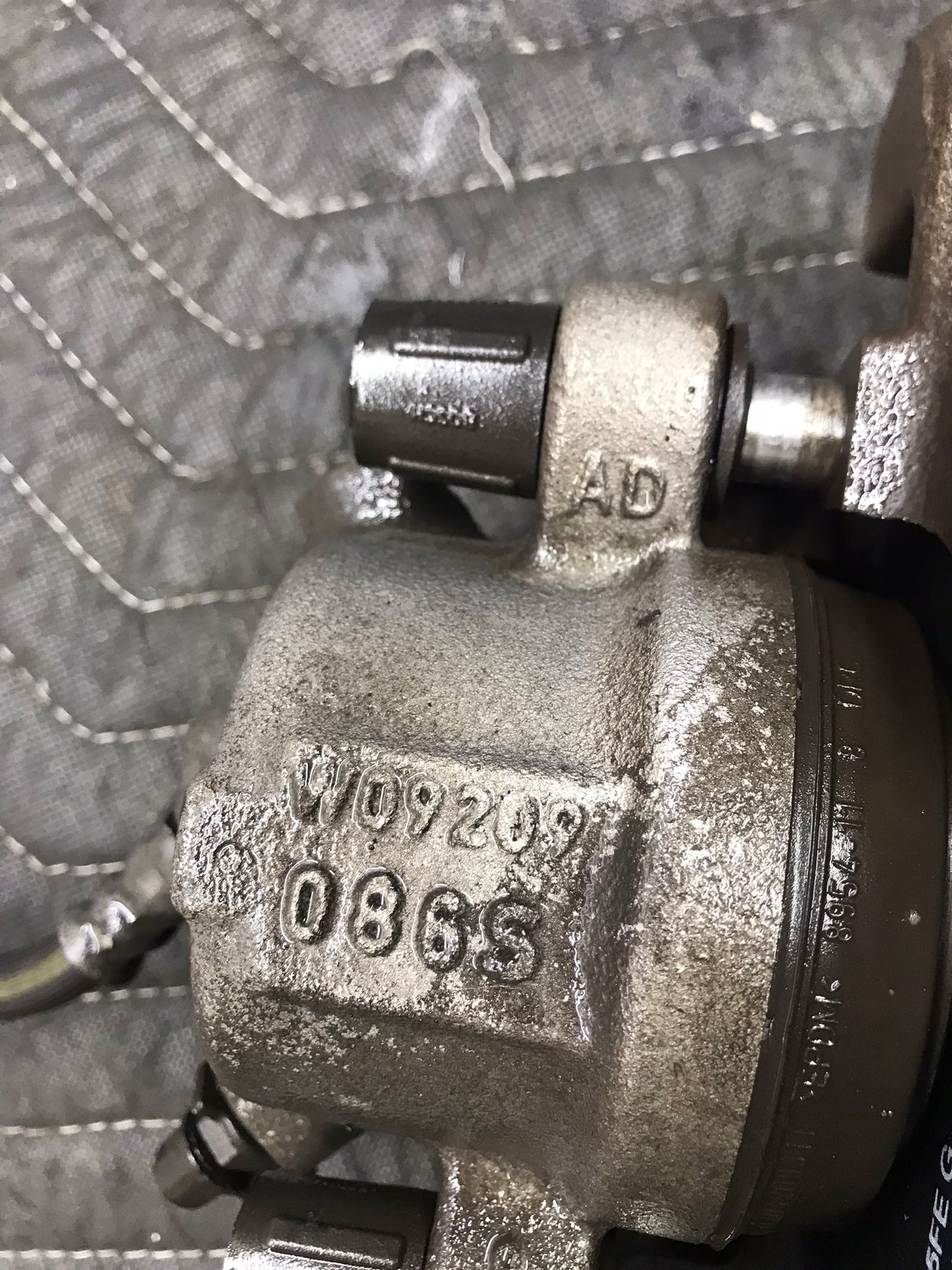 OEM  BMW E12 E9 E3 E24 BRAKE CALIPER REAR LEFT BRAKE CALIPPER BRAKE SKU 944