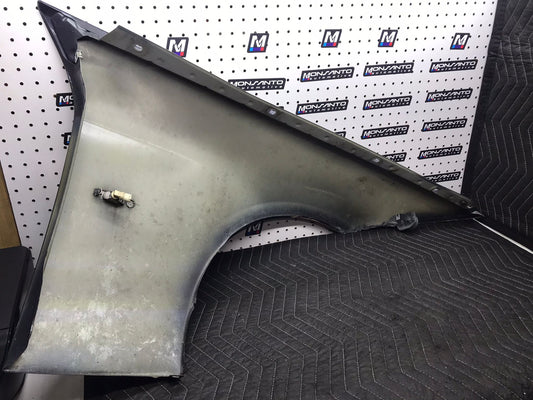 LEFT FENDER BMW OEM 330I E90 2007-2011  SKU 1012