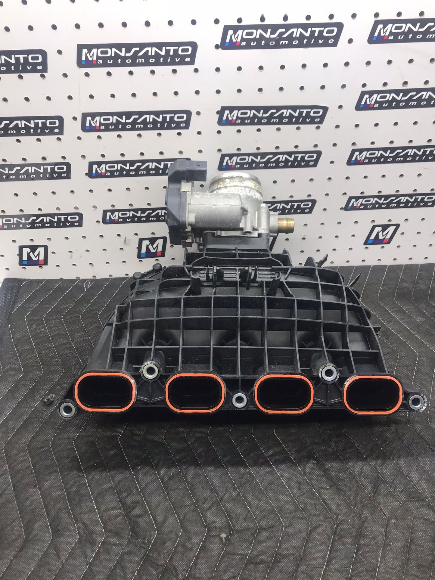 ENGINE INTAKE MANIFOLD W/ THROTTLE BODY OEM 12-18 BMW 2 3 4 5 X3 X4 X5 Z4 2.0L SKU 1046