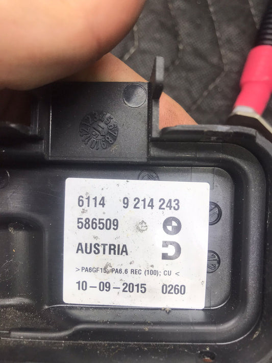 BMW 5 F10 ENGINE COMPARTMENT B TERMINAL POINT  SKU 1049