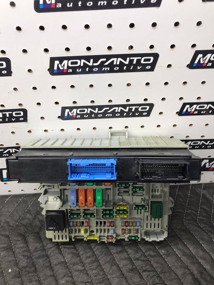 ENGINE FRONT POWER DISTRIBUTION FUSE BOX BMW 3 SERIES E90 E91 E92 M57 SKU 1073