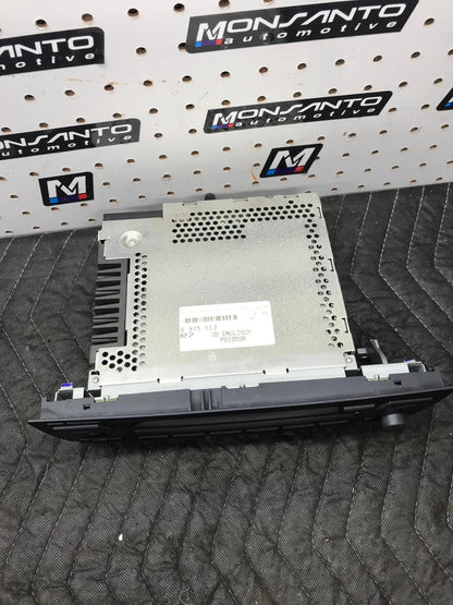 PROFESSIONAL RADIO STEREO CD OEM BMW E88 E82 E90 E92 E93 E84 SKU 1081