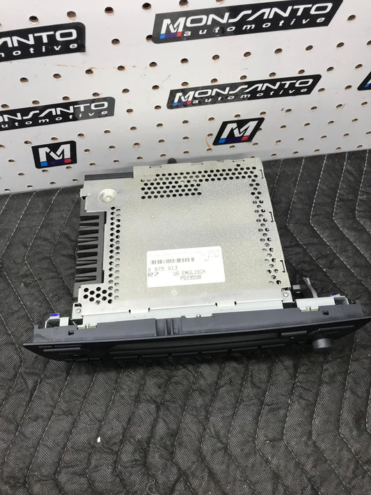 PROFESSIONAL RADIO STEREO CD OEM BMW E88 E82 E90 E92 E93 E84 SKU 1081