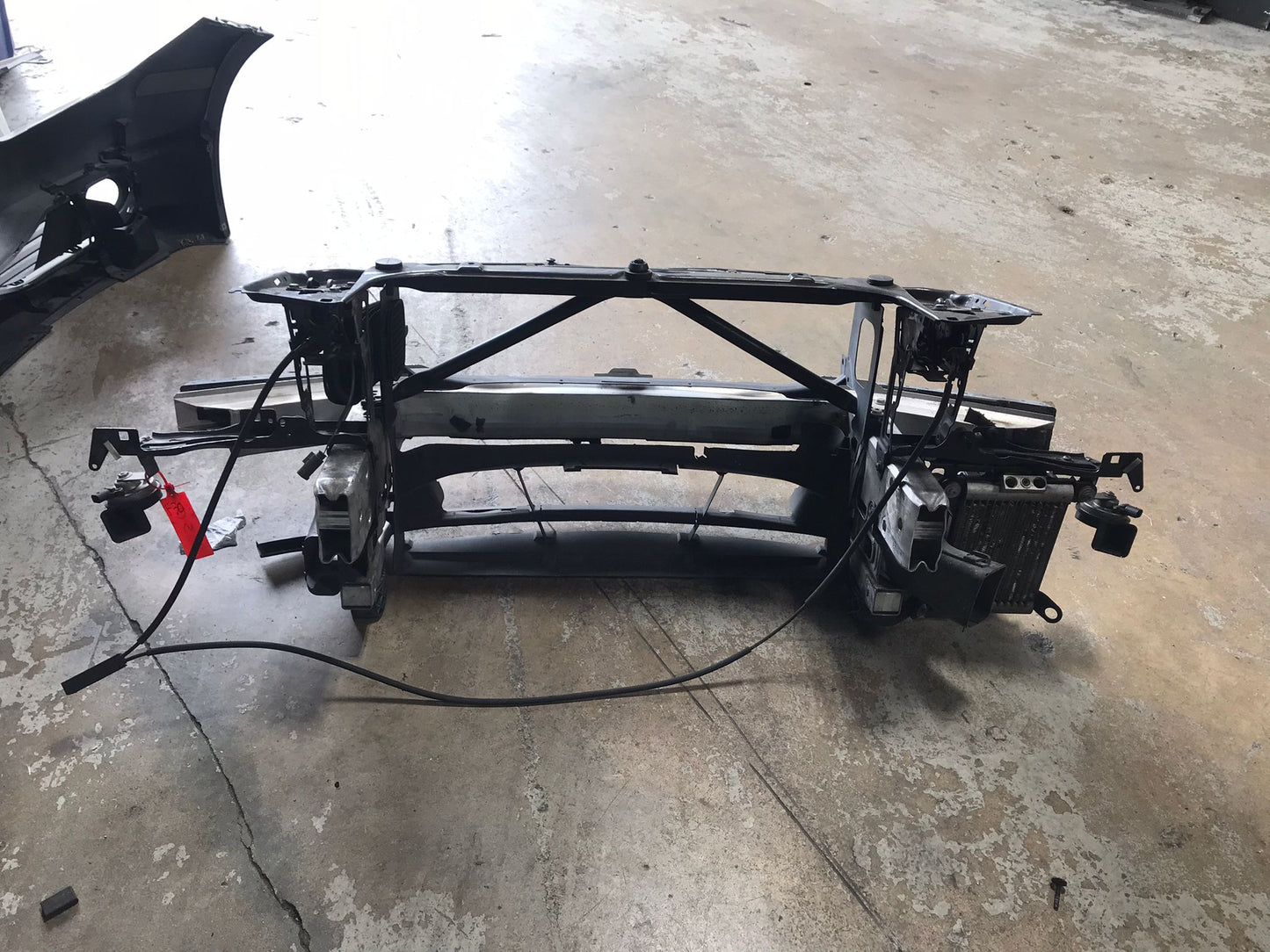 BUMPER SUPPORT RADIADOT BMW F30 328I OEM SKU 1090