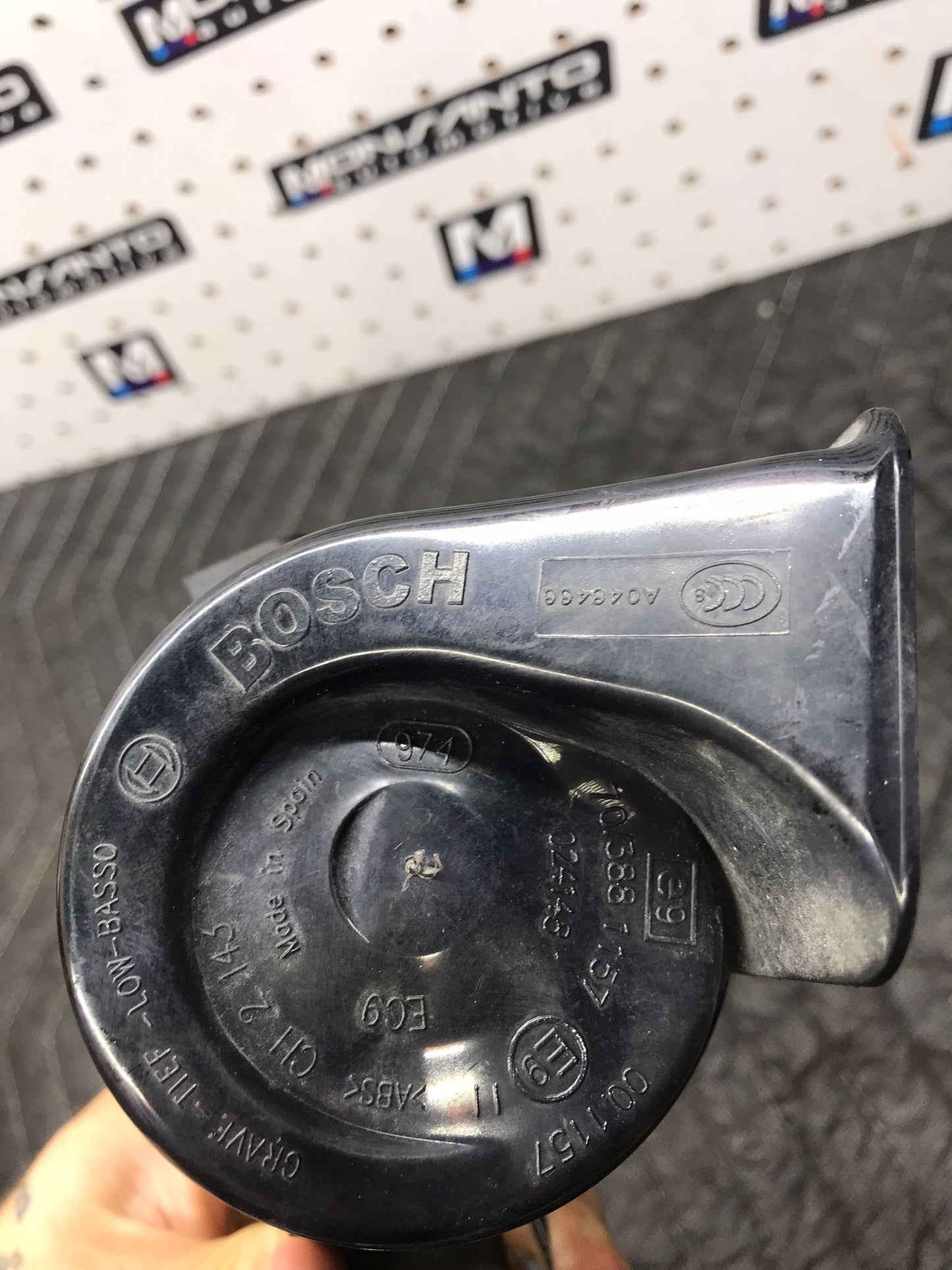 LOW HIGH HORN SIREN RIGHTOEM BMW 128I SERIE 1 E88  SKU 1096