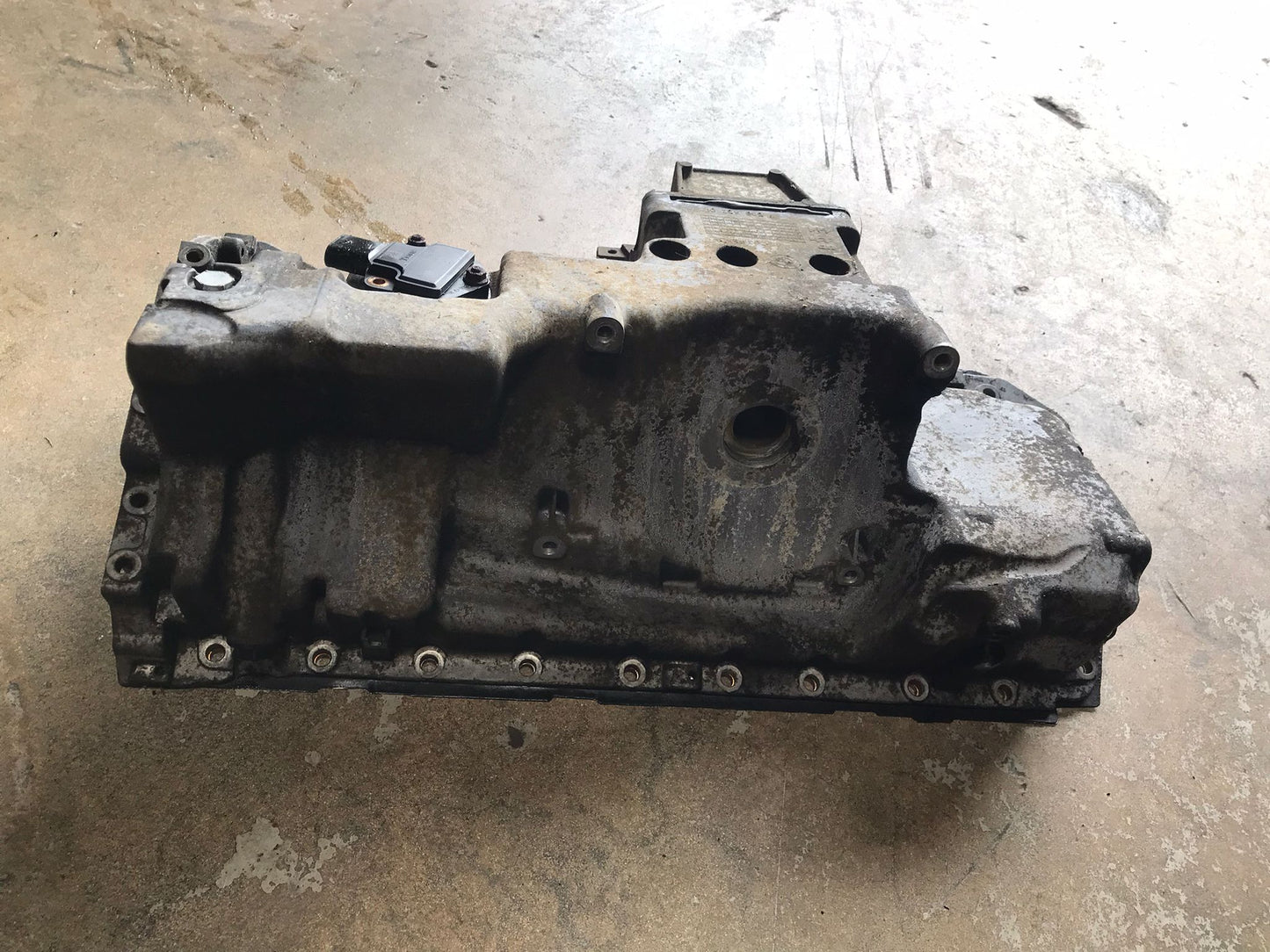 2009-2013 BMW 335I XDRIVE 3.0L - ENGINE OIL PAN  SKU 1107