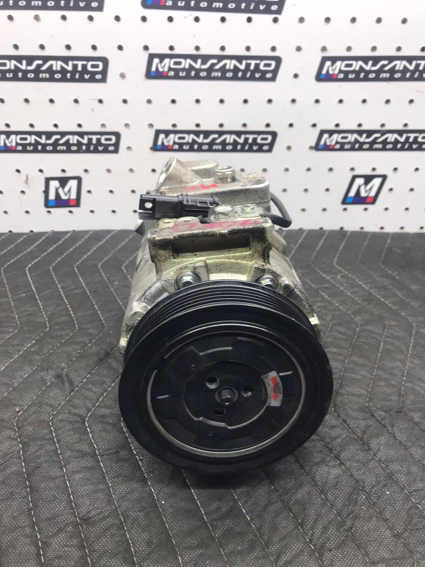 A/C AIR CONDITIONER AC COMPRESSOR 328XI E90 N51 N52  SKU 1109
