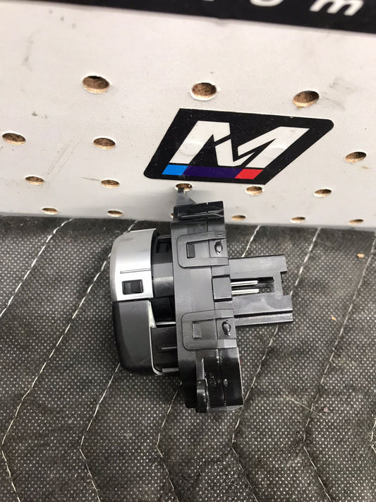 11-16 BMW 528 535 5 SERIES F10 START STOP ENGINE BUTTON IGNITION SKU 1125