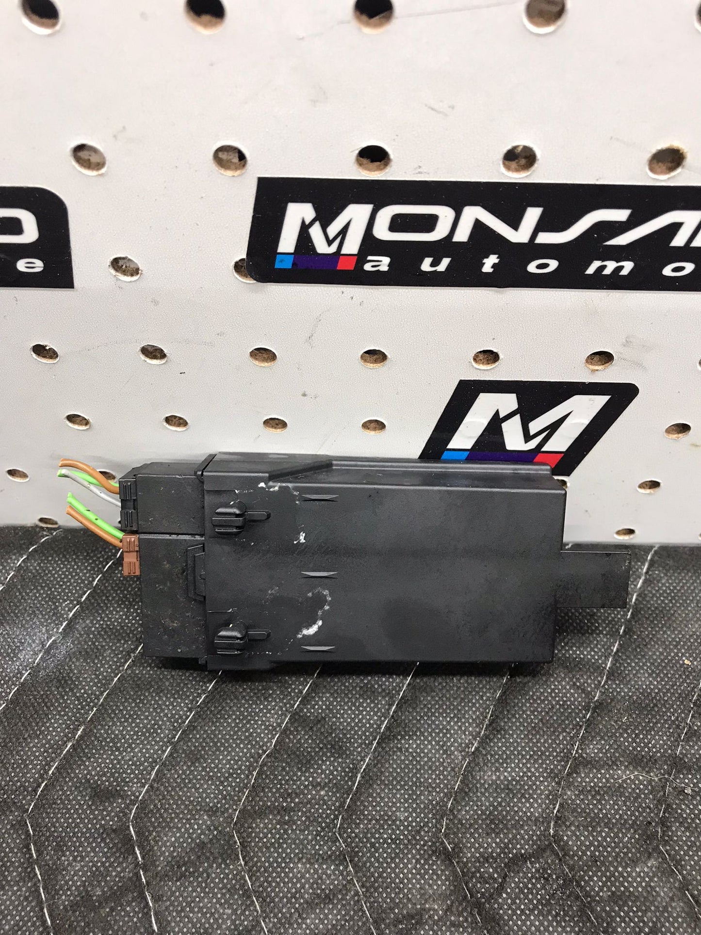 12-16 BMW 320I 328I 335I F30 FRONT OR REAR HEATED SEAT CONTROL MODULE SKU 1127