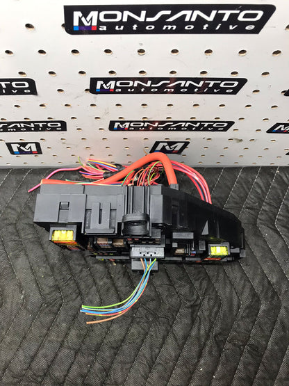 10-16 BMW 528I 535I REAR DISTRIBUTION POWER FUSE BOX  OEM SKU 1150